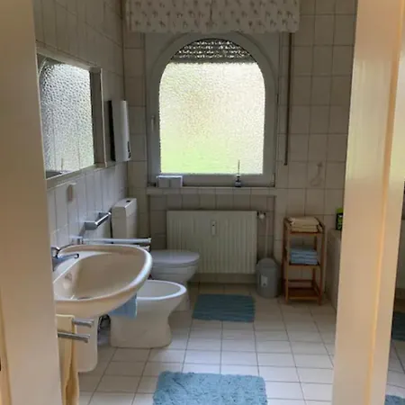 Apartamento Mit Parkplaetzen Oberhausen (North Rhine-Westphalia)